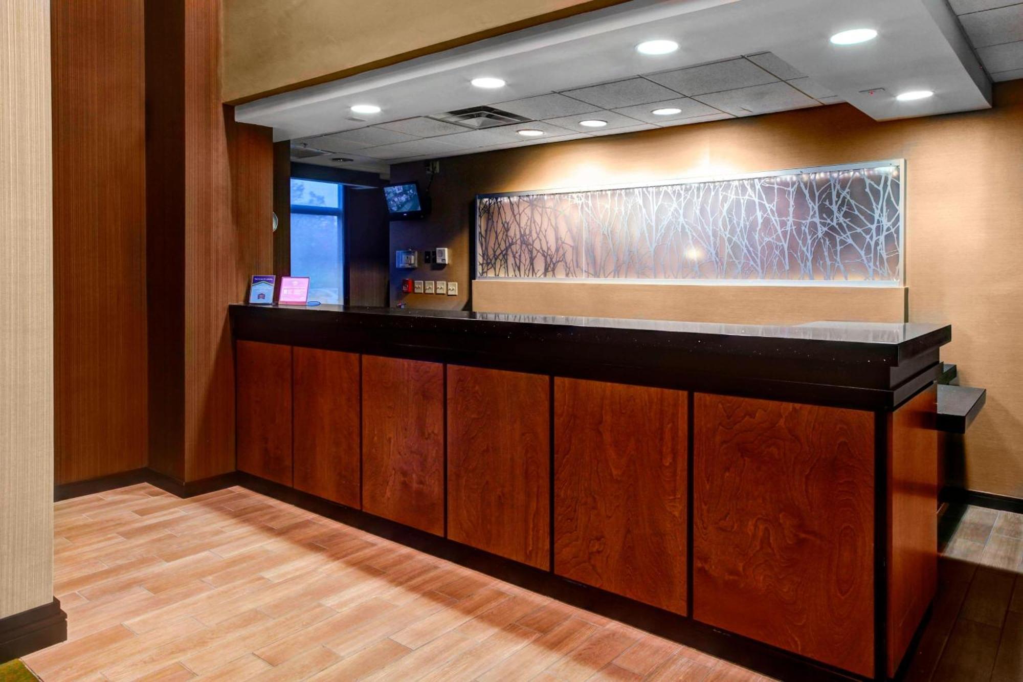 Fairfield Inn & Suites By Marriott Anniston Oxford Exterior foto